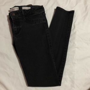 Black skinny jeans